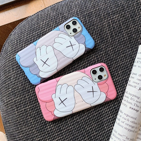 iPhoneカバー ブランド