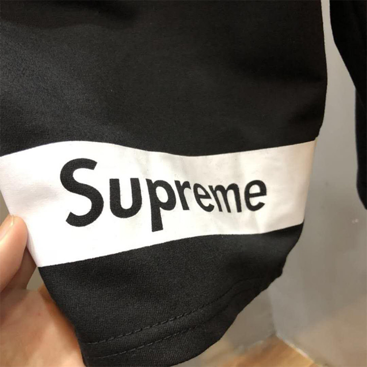 Supreme ハーフパンツ