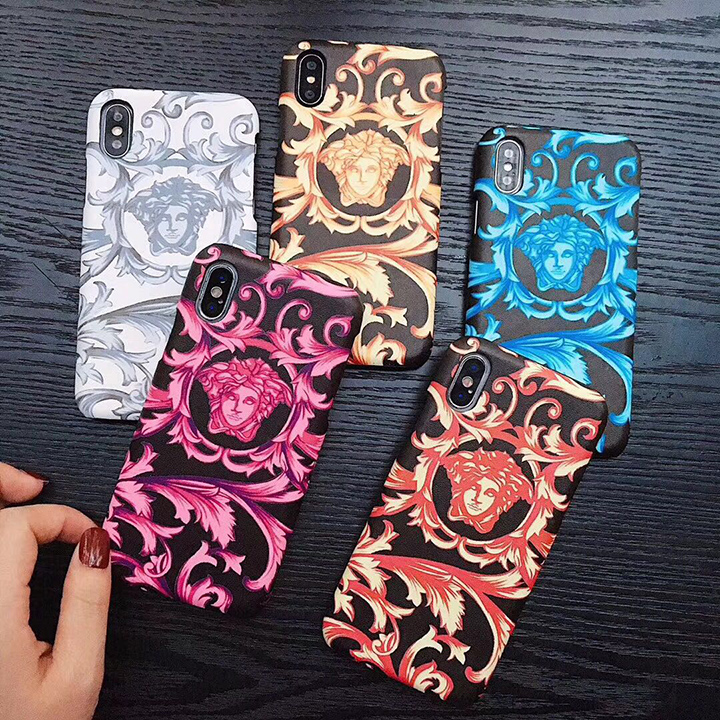 VERSACE iPhone8 ケース カッコイイ