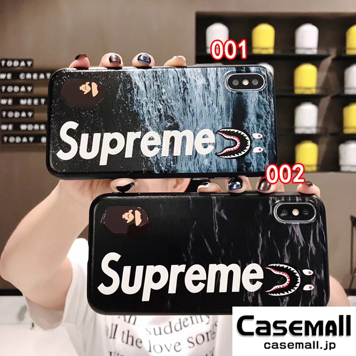 supreme iPhoneXR ケース 浮き彫り