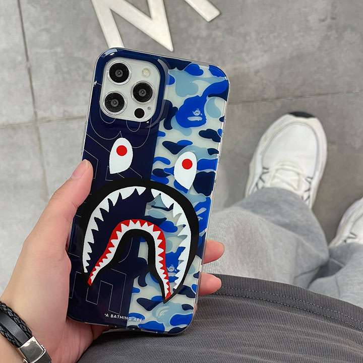 iphone8Plusカバーブランド風A BATHING APE