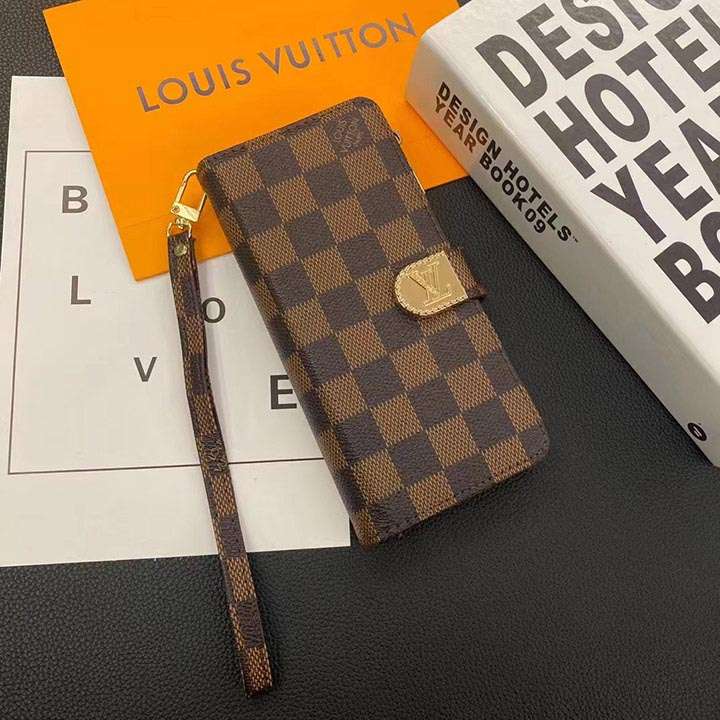 ルイヴィトン iphone15ケース財布型