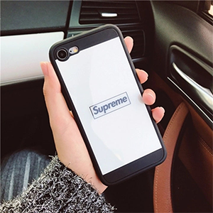 シュプリーム iPhone7plus携帯カバー 鏡面 ホワイト