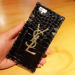 iPhone8 ケース YSL クロコダイル柄 ブラック 