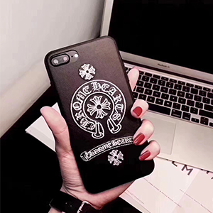 クロムハーツ iphone8 カバー ブラック 刺繍ログ