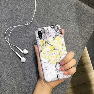 kenzo iphone8plusケース ホワイト